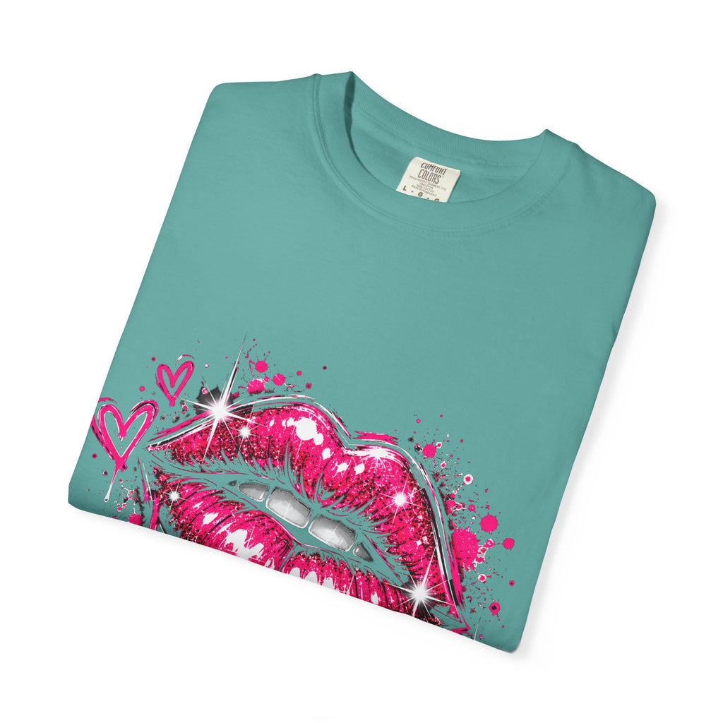 Dripping Pink Kiss T‑Shirt — Graffiti Lip Art Tee