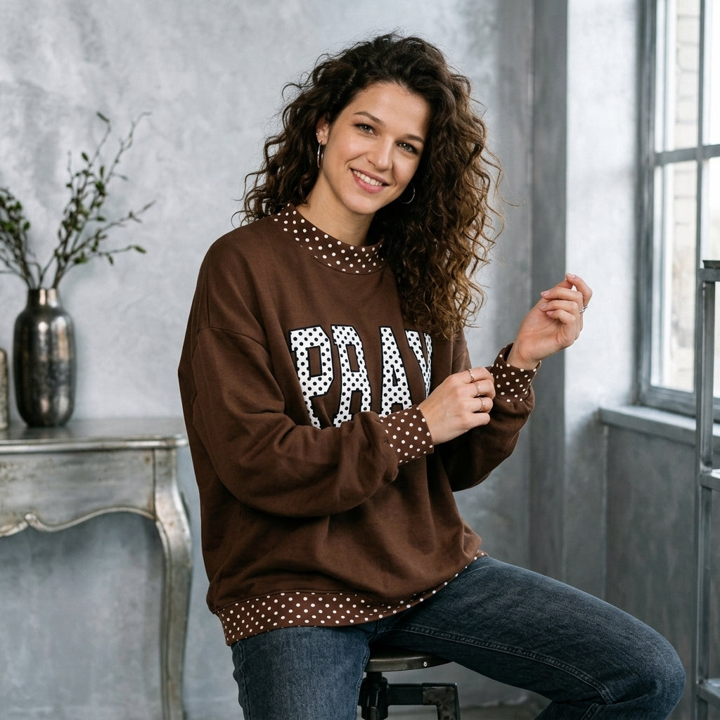 Polka Dot Trim 'PRAY' Graphic Sweatshirt